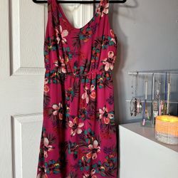 Old Navy Pink Floral Dress Size Medium 