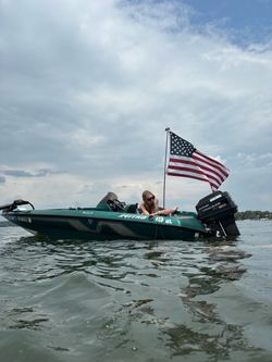 Nitro bass boat