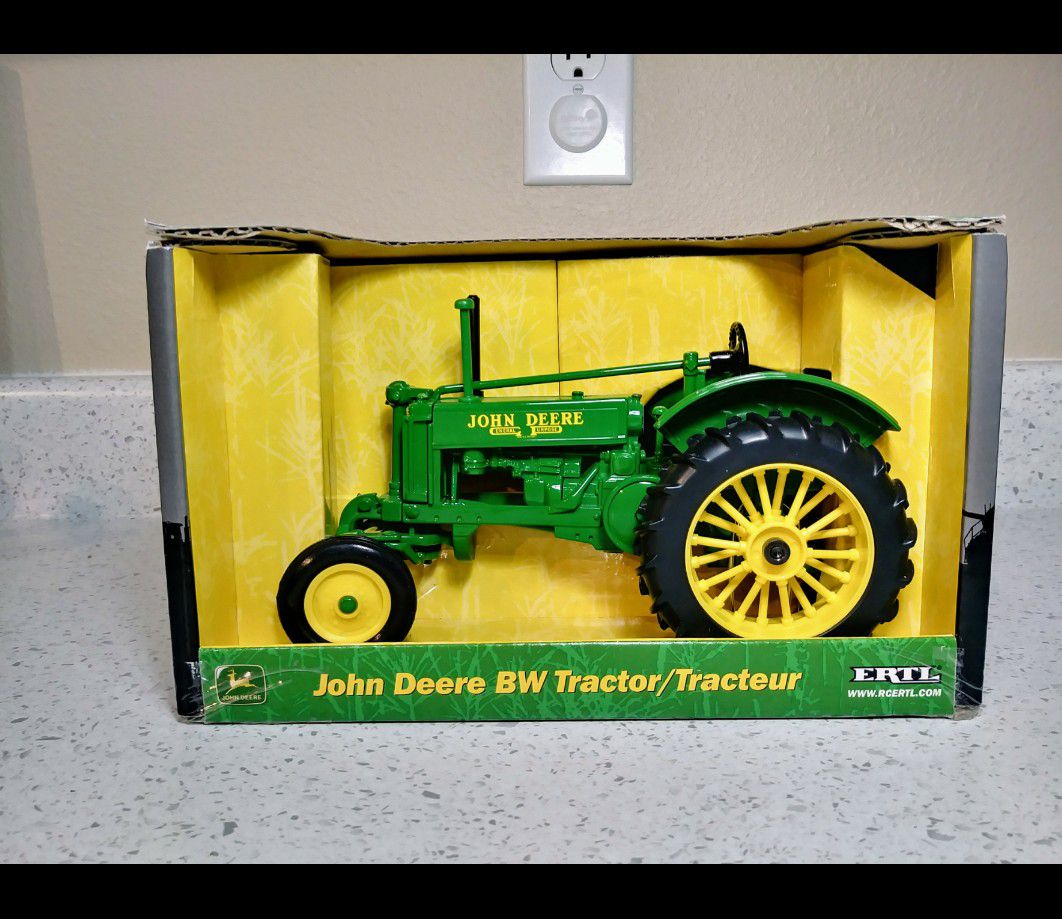 Ertl John Deere BW tractor 1/16