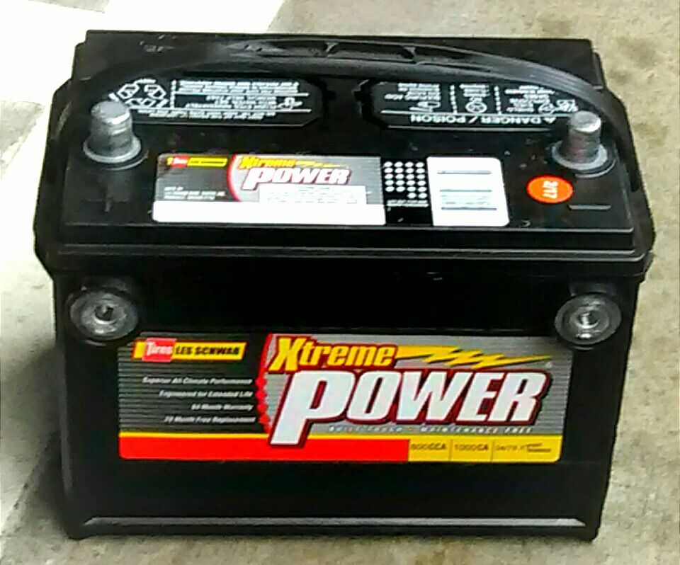 *** Brand New Les Schwab XTREME POWER Battery - Front & Side Posts! ***