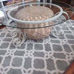 Modern Coffee Table With Glasz Top