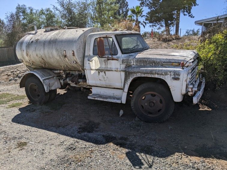 1971 Ford F600