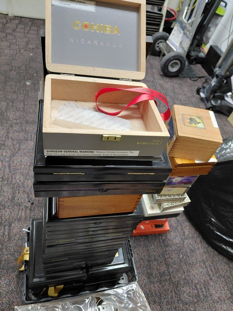 Cigar Boxes Variety 30 Dlls For All