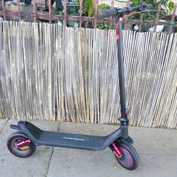 SUPER FUN M1 MX ELECTRIC SCOOTER 19MPH-RANGE 20 MILES-TIRES 10IN.SOLID ANTIPUNCTURE