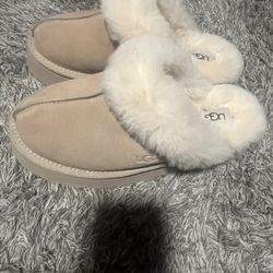 Ugg Slippers 