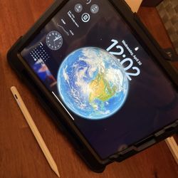 iPad Air 5 - M1 - 256gig W/Apple Pen  