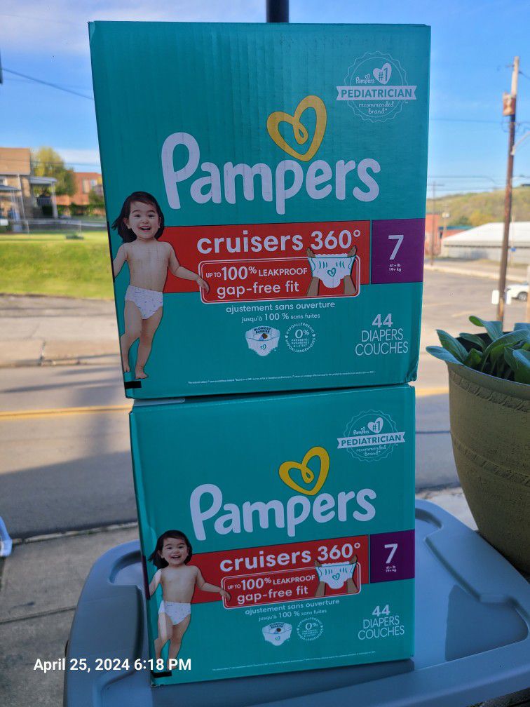 Pampers Size 7 Brand New And Sealed