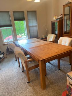 China Hutch with 2 Side Cabinets