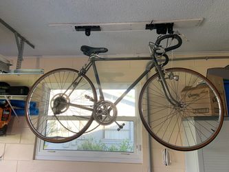 1973 Raleigh 10 speed bicycle