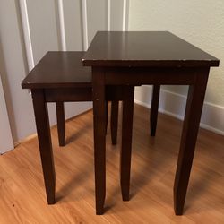 Nesting Side Tables (mahogany color)