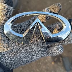 Infinity Emblem