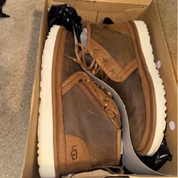 Size 10 Men UGGS