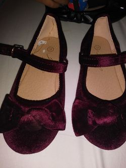 $10 size velvet 9c worn once