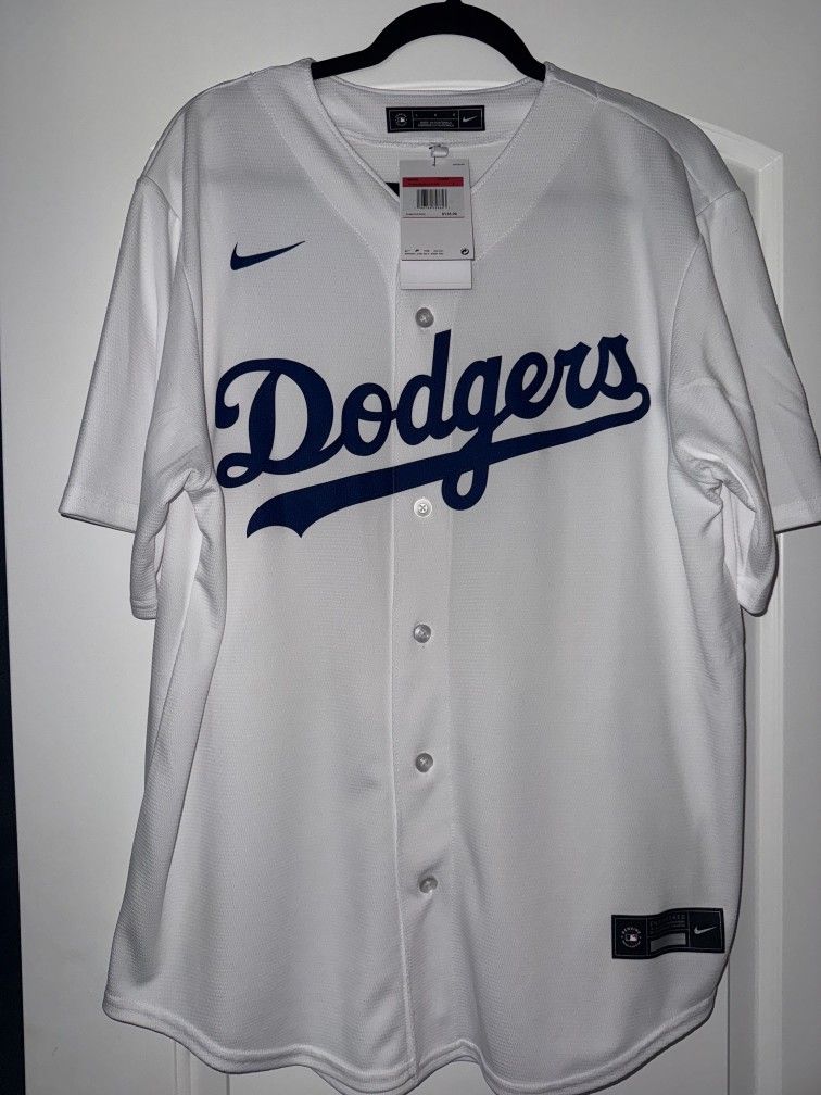 Brand new Freddie Freeman Dodgers Jersey