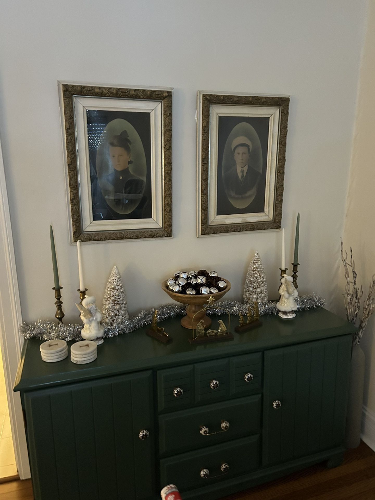 Antique portraits In Antique Frames