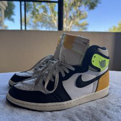 Authentic Air Jordan 1 Retro High OG “Volt Gold” (Style 555088-118)