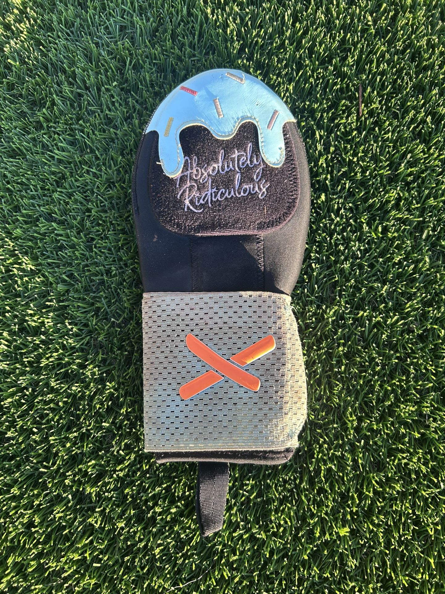 Absolutely Ridiculous (Aria X) Mint Blackout Ice Cream Sliding Mitt — Adult