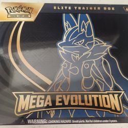 Pokemon Mega Evolution Lucario ETB
