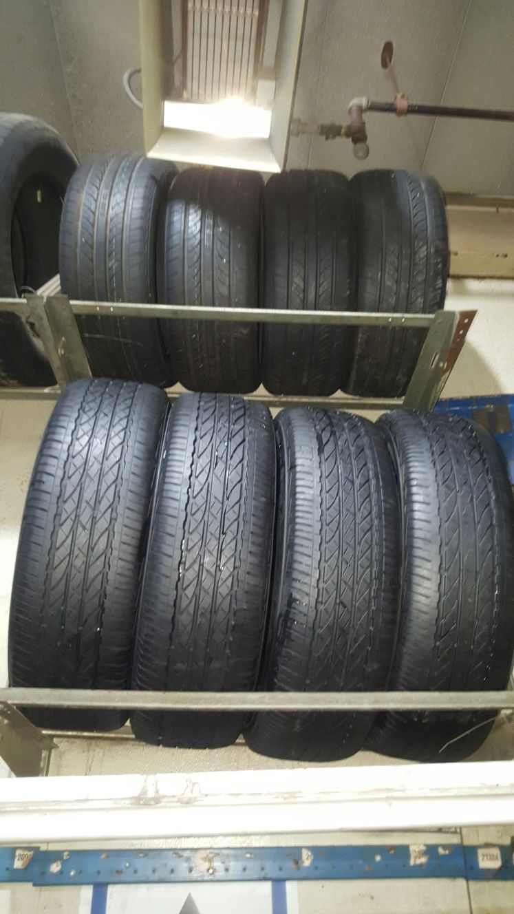 Used tires, 4 Bridgestone 225/65/17