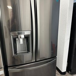 Kenmore Black  Stainless Steel Refrigerator 