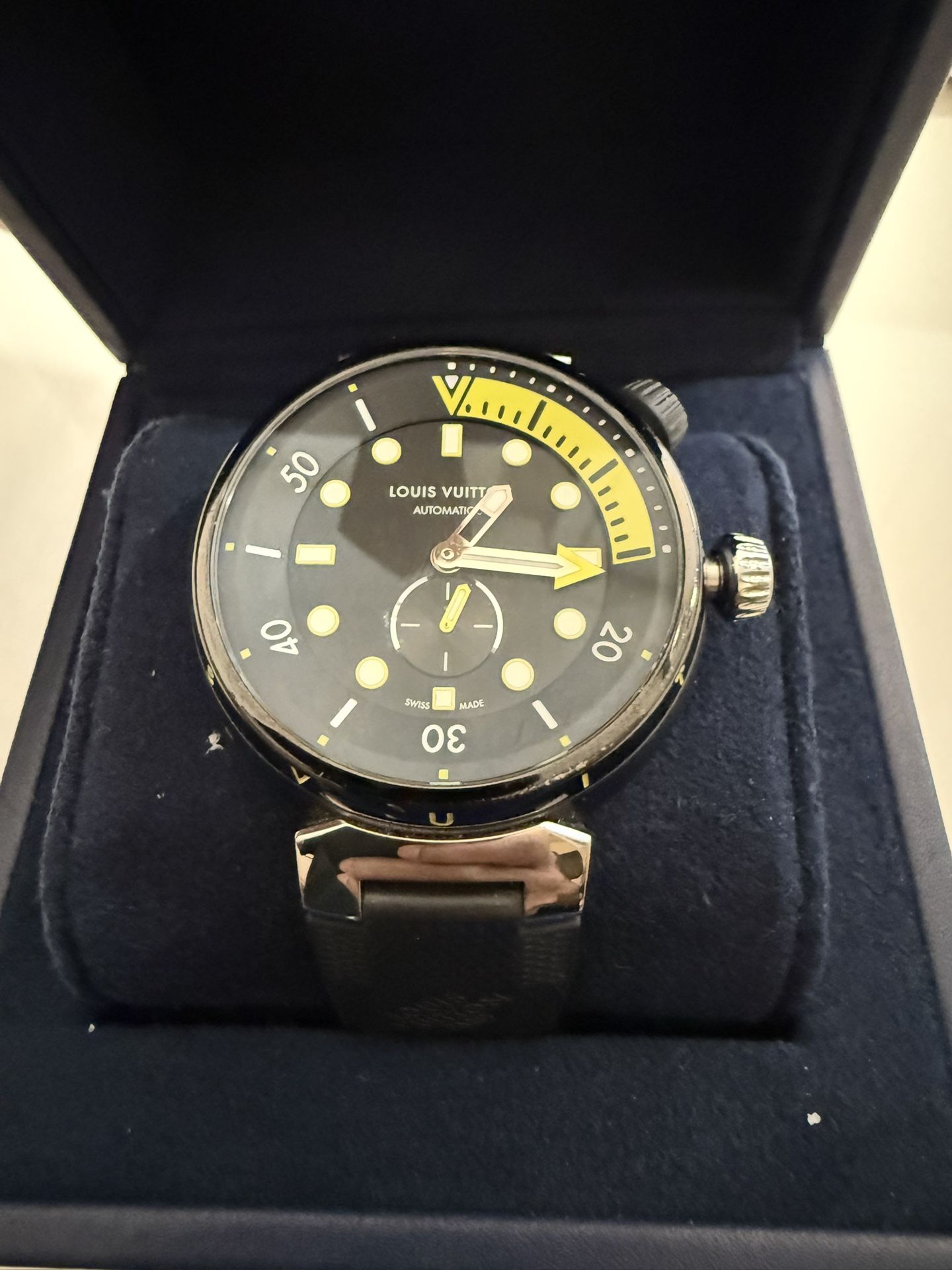 Louis Vuitton Men’s  Tambour Street Diver 44mm Black Steel QA122 Wristwatch 