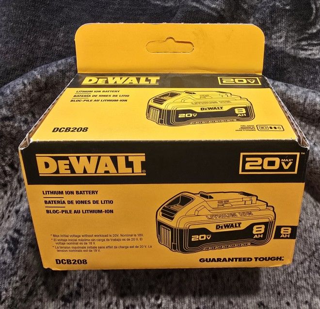 DEWALT 20V MAX* XR Battery, 8.0-Ah