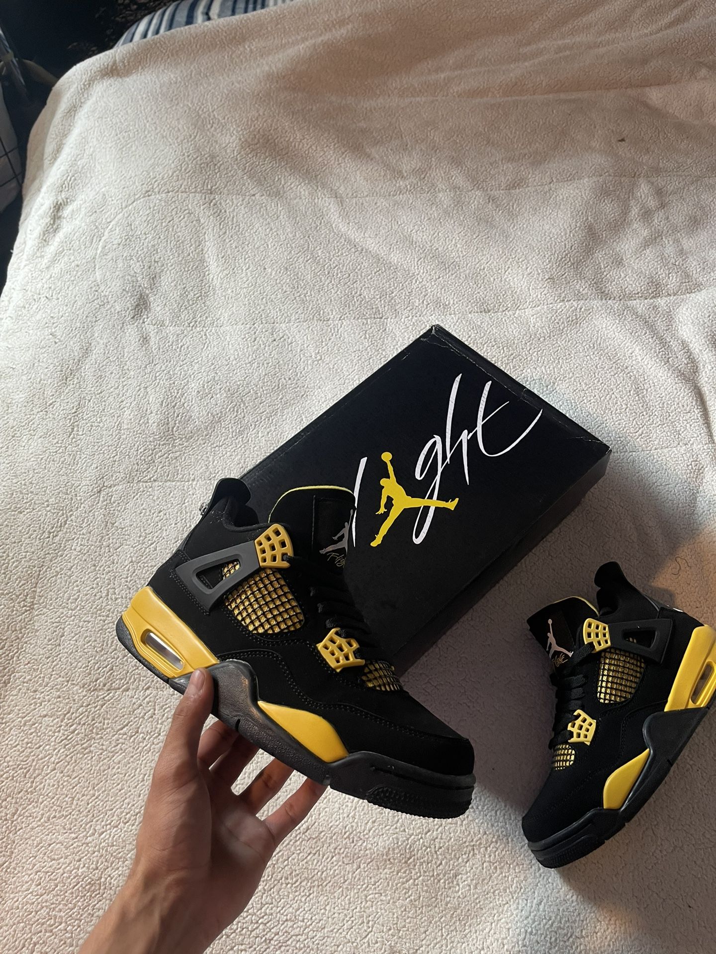 Jordan 4 Retro “Yellow Thunder”