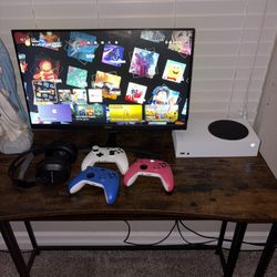 Gaming Set Up (Read Description)