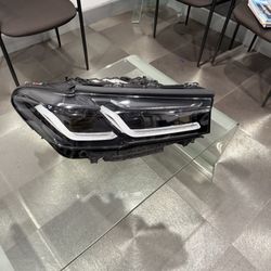 BMW M5, 550, HEADLIGHT LED OEM.