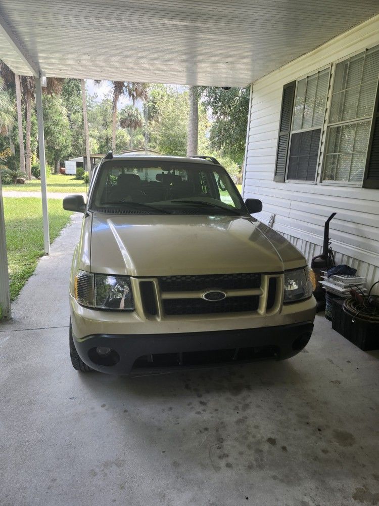 2003 Ford Explorer
