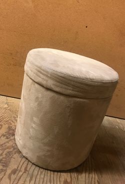 Ottoman Chair, with hidden storage