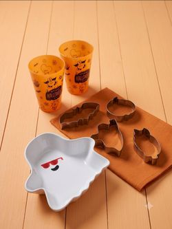 Halloween Fun Bundle – $10 Cash for All! 🎃👻