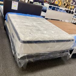 Queen Size Bedframe $129
