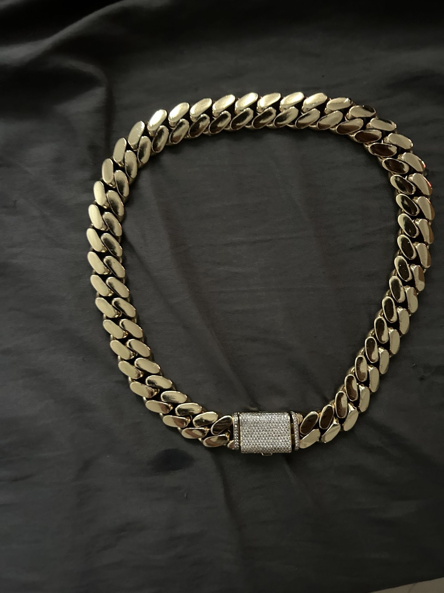 Cuban Link With lock,All Products : American Fashion Style Bags On Sale