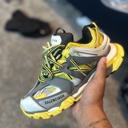 Balenciaga Track runner