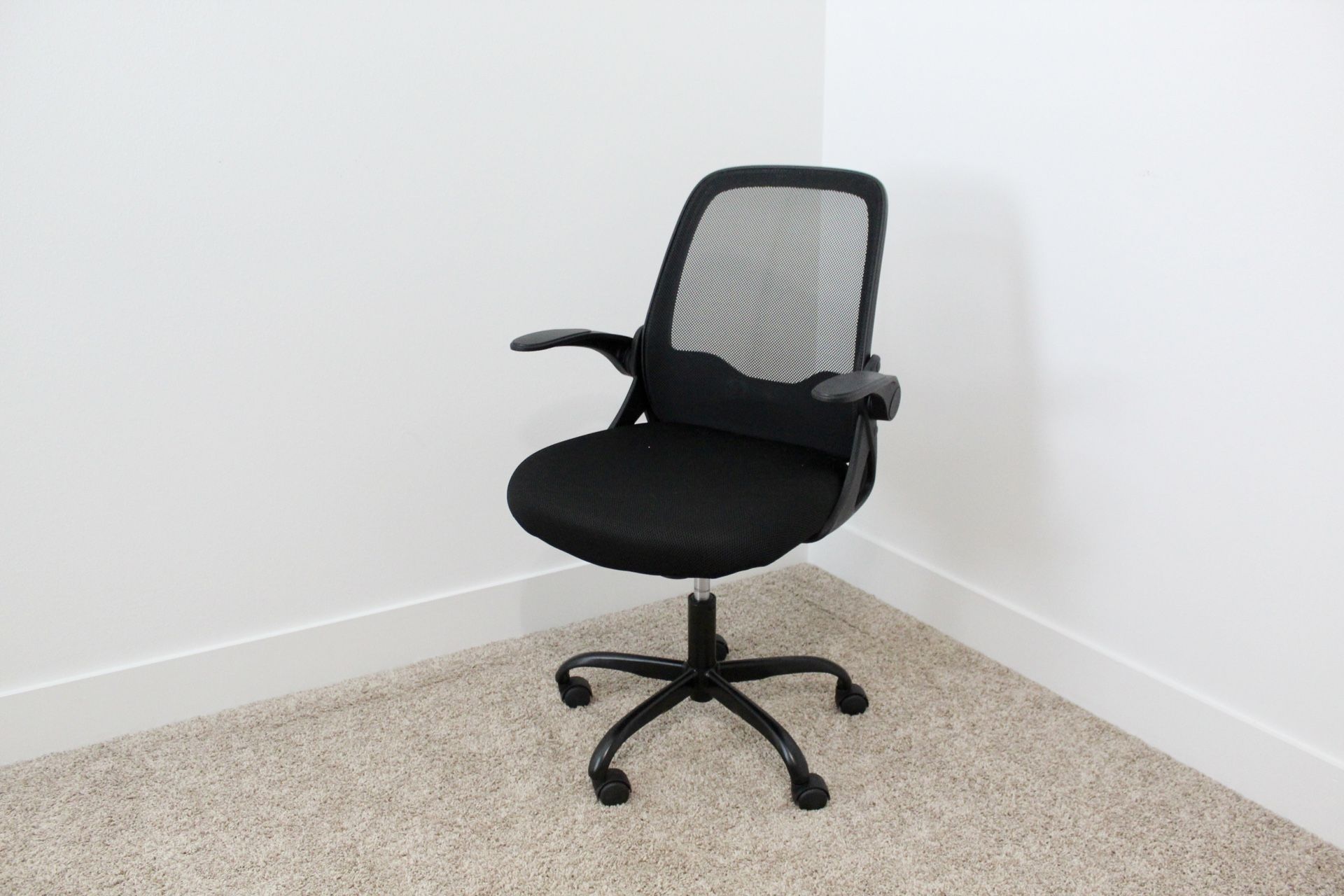 Black Swivel Office Chair