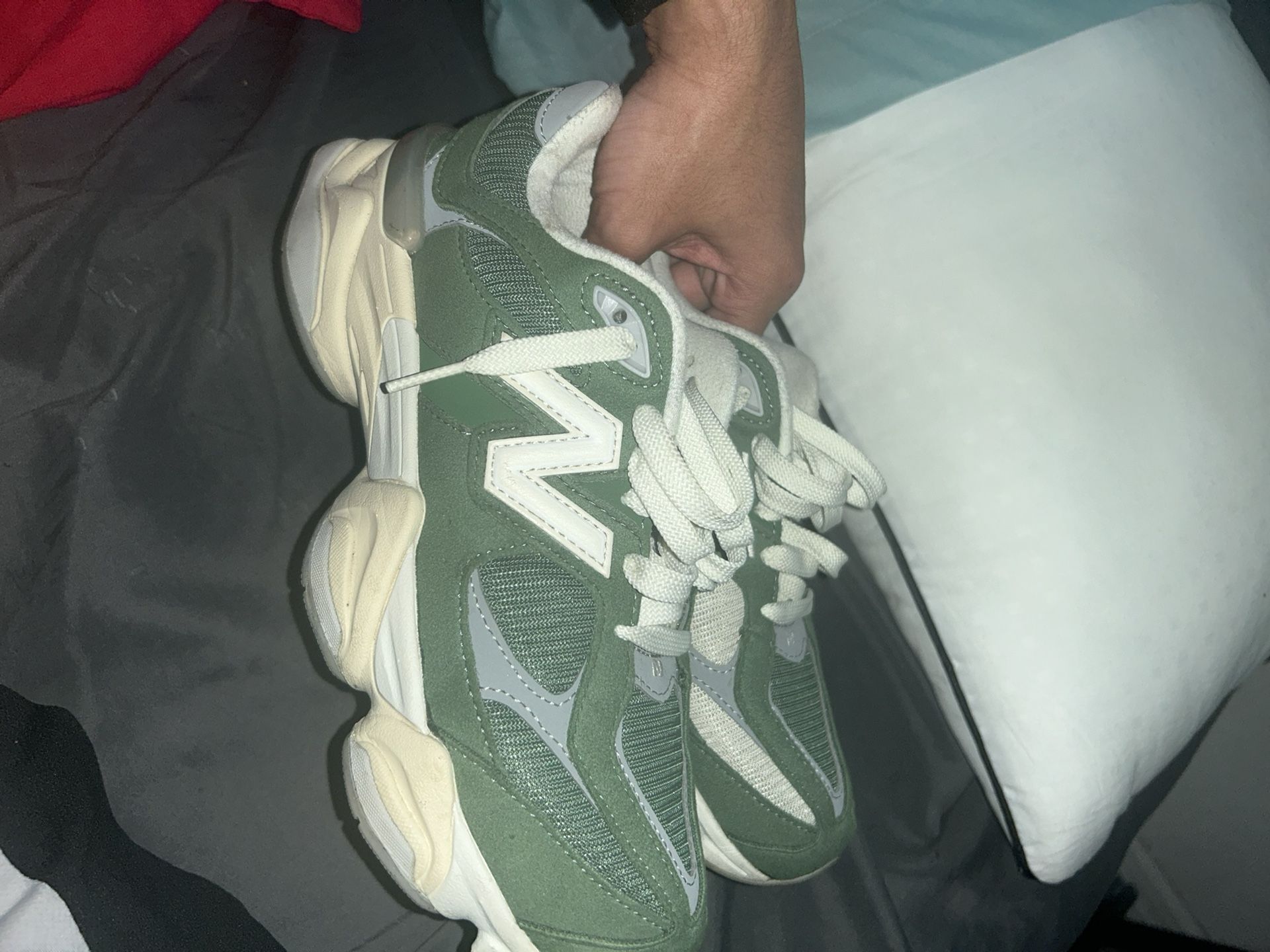 New Balance 9060