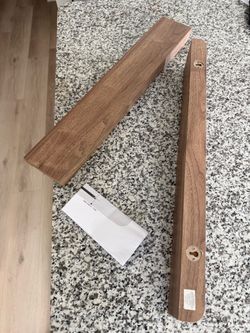 Floating shelves