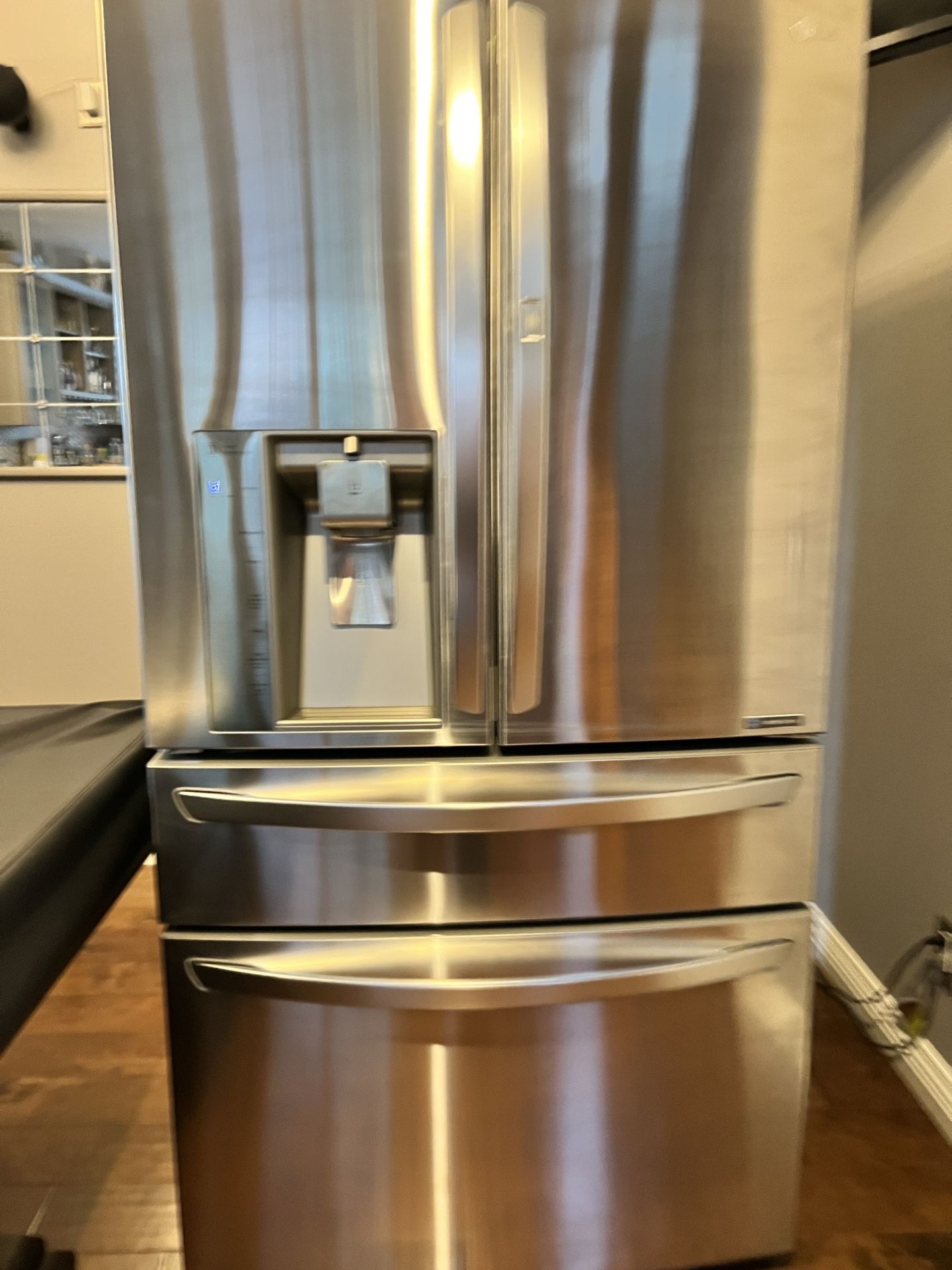 LG 30.7 CF French Door Refrigerator Stainless Steel