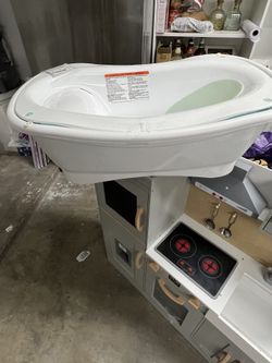 Baby Bath , Chair And Car seat Base