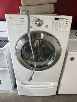 Lg dryer electric super capacity with Pedestal