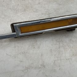 1(contact info removed) Mustang II Front Marker Light Lens D4ZB-15A428-A Driver Side RH Chrome