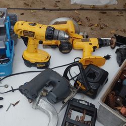 DeWalt Cordless Drills And Saw 