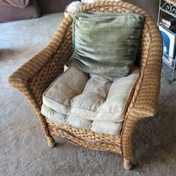 Set of 4 Wicker Rattan Woven Dining Chairs With Cushions