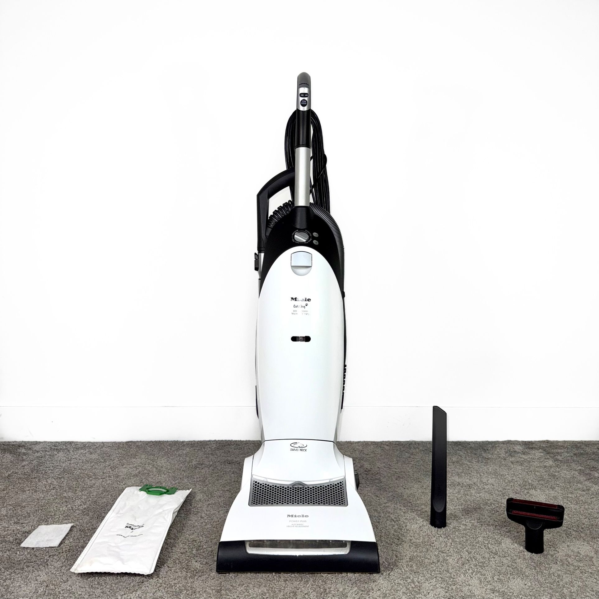 Miele Dynamic U1 Cat & Dog Upright Vacuum Cleaner w/ attachments