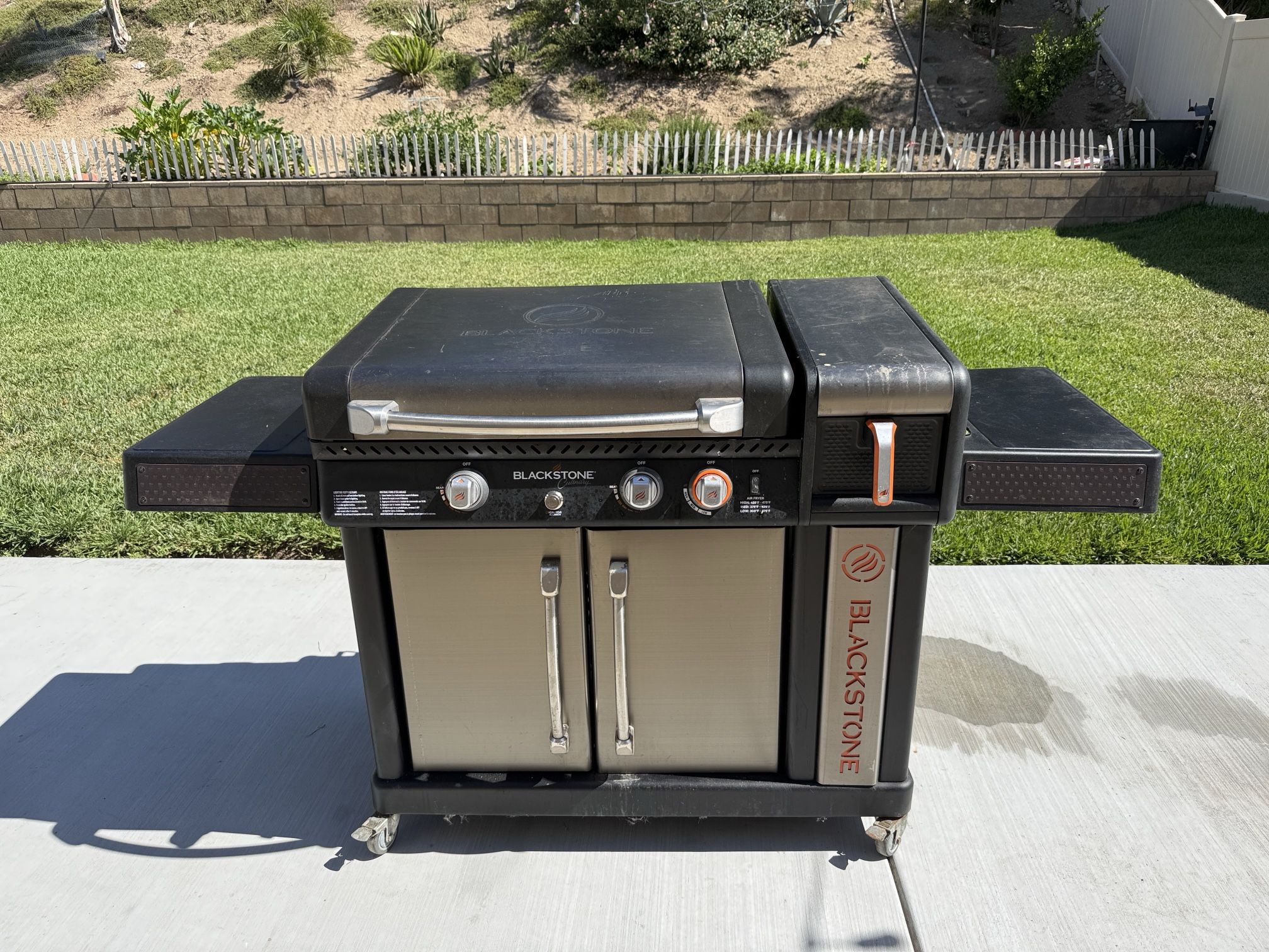 BLACKSTONE GRIDDLE AIR FRYER