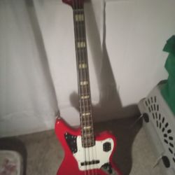 Fender Jaguar Bass Guitar 🎸
