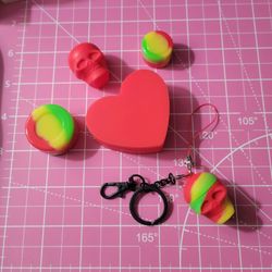 5pc RED Heart Lot of Wax/Dab/Oil/Rx Silicone Storage Containers 
