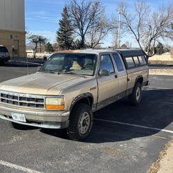1992 DODGE DAKOTA 