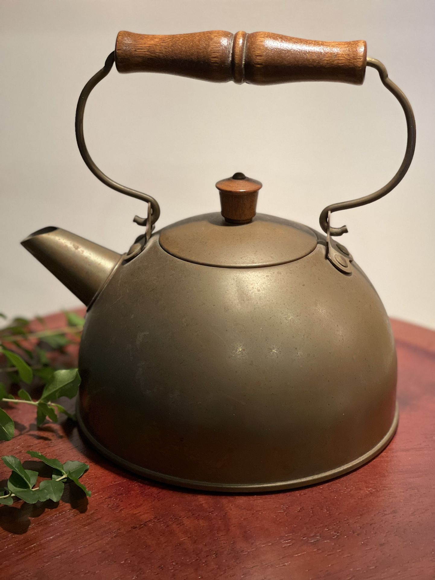 Vintage “Revere Ware” solid copper tea kettle! 10” high with handle up. Handle drops down left or right. No dents. Great as collectible or display. 